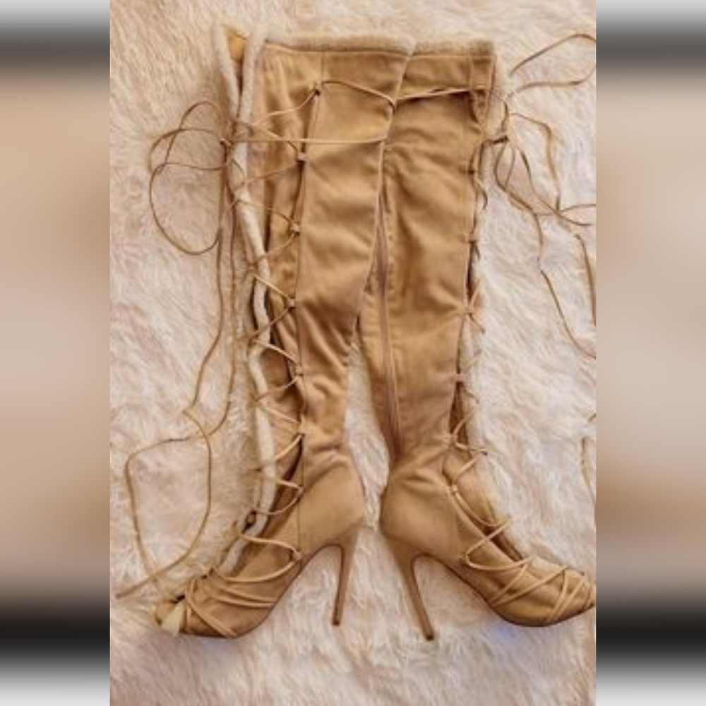 Sherpa Trimmed Over the Knee Open Toe Lace Up Knee Boot - Sz 9 EUC